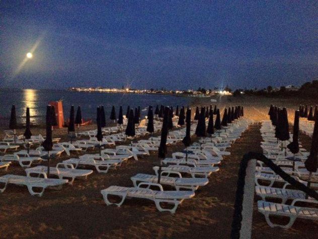 Bivani Isola Blu Marzamemi Kültér fotó